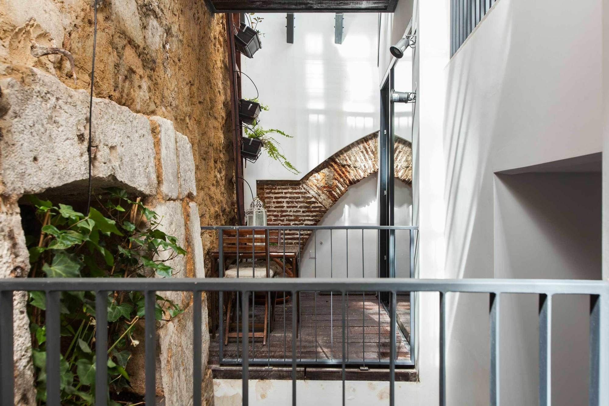 The Old Stables Chiado Apartments Lisboa Extérieur photo