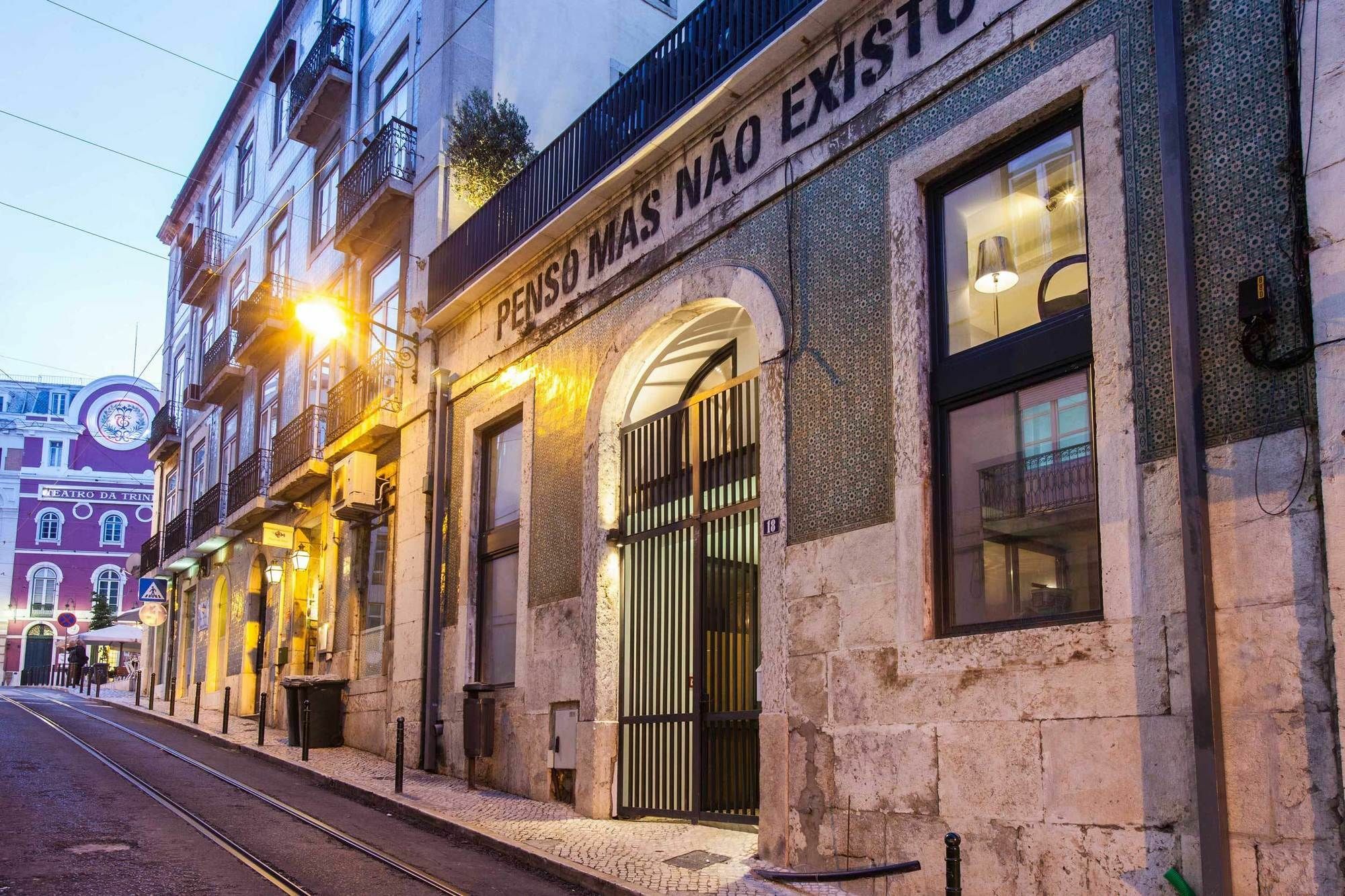 The Old Stables Chiado Apartments Lisboa Extérieur photo