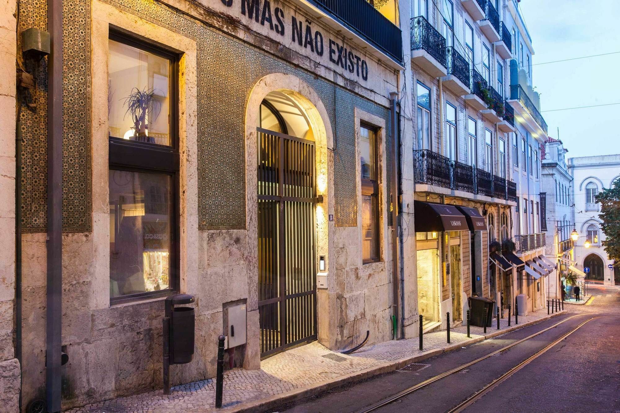 The Old Stables Chiado Apartments Lisboa Extérieur photo